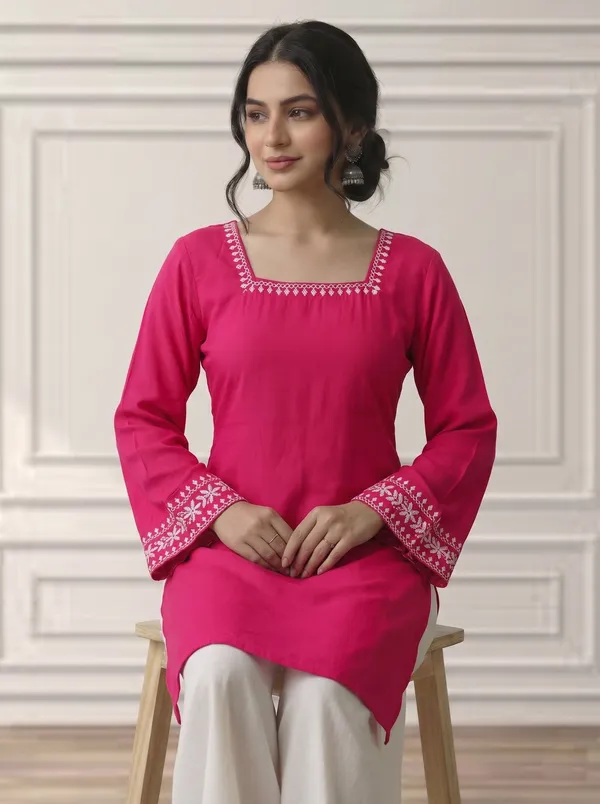 Mahira's_Comfort_Women_Solid_Straight_Kurta_Pink