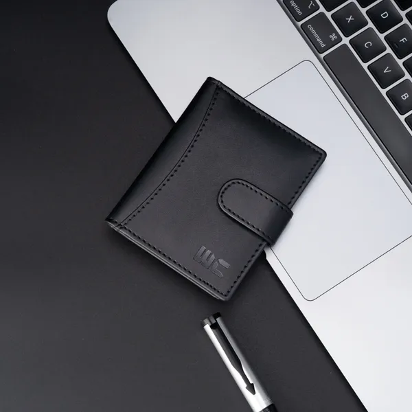 WOCO_Men_&_Women_Casual,_Formal,_Travel_Black_Genuine_Leather_Card_Holder_(6_Card_Slots)