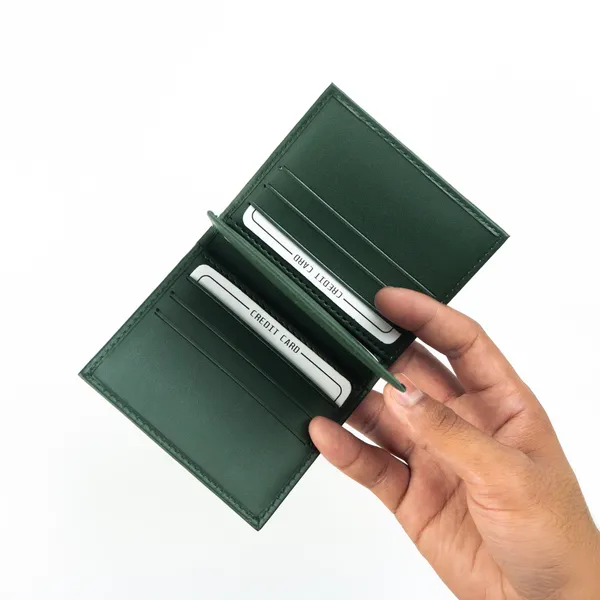 WOCO_Men_&_Women_Casual,_Formal_Green_Genuine_Leather_Card_Holder_(12_Card_Slots)
