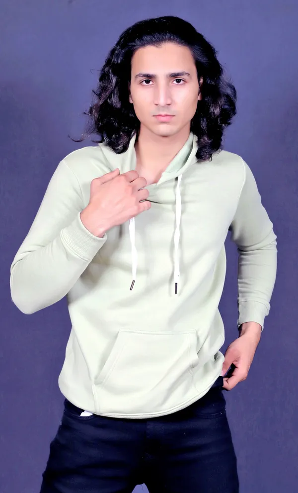 Green_Polyester_Blend_Hoodie_For_Men