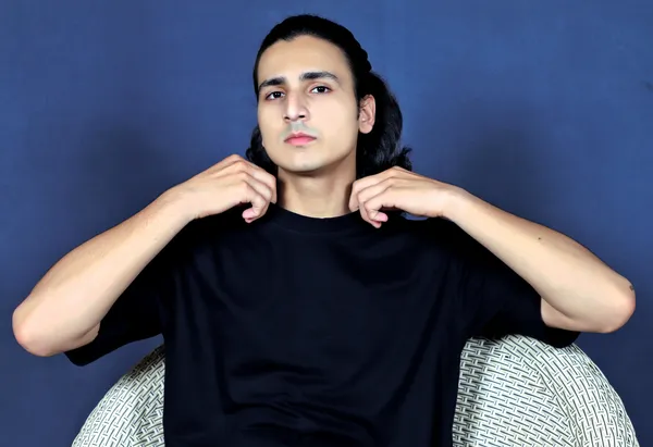 Black_Cotton_Plain_Oversized_T-Shirt_For_Men