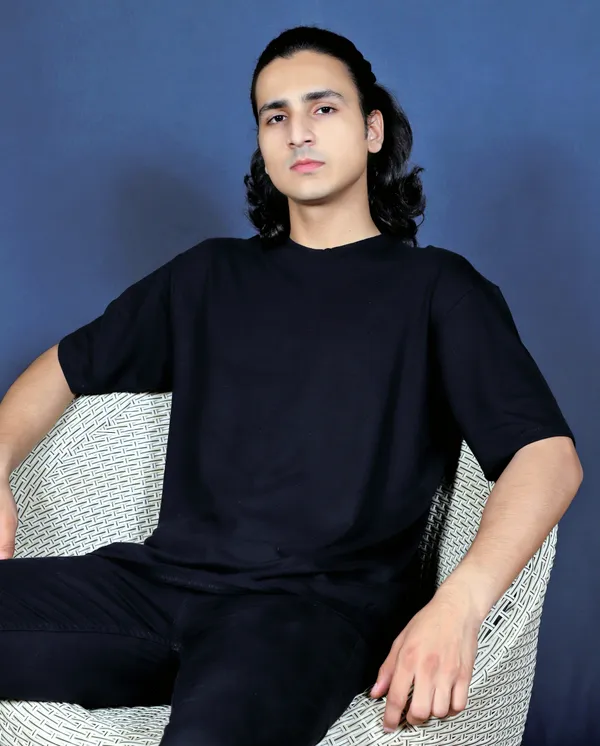 Black_Cotton_Plain_Oversized_T-Shirt_For_Men