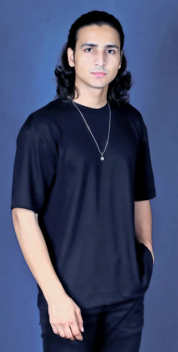 Black_Cotton_Plain_Oversized_T-Shirt_For_Men