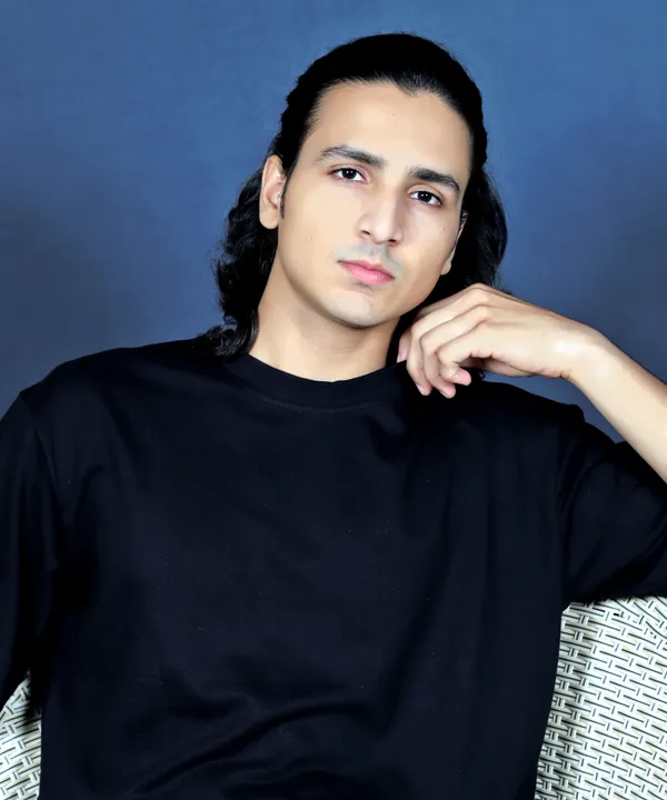 Black_Cotton_Plain_Oversized_T-Shirt_For_Men