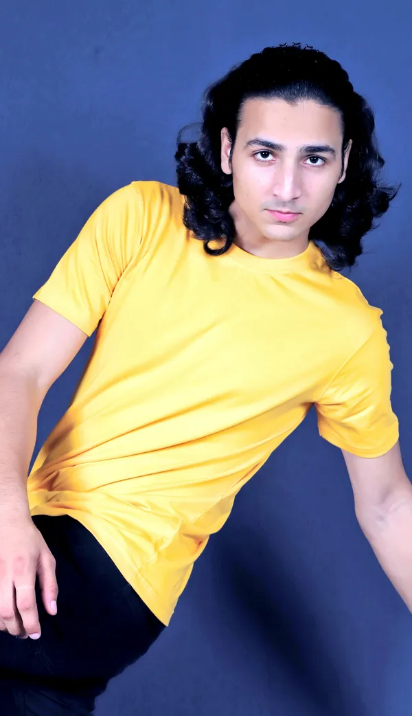 Yellow_Cotton_Round_Neck_Regular_Fit_For_Men