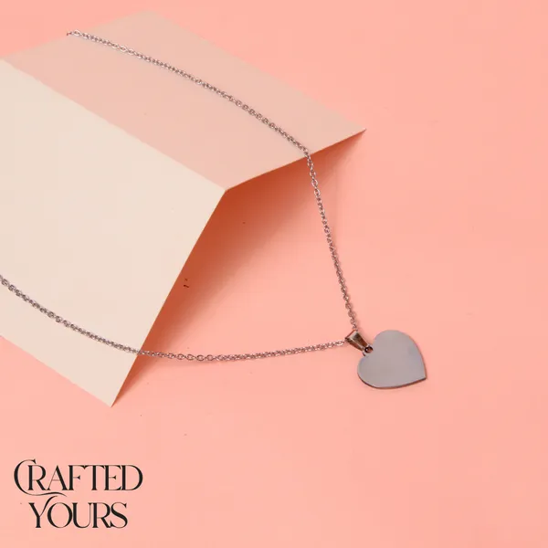 Silver_Peronalised_Stainless_Steel_Silver_Heart_Pendant_With_Chain