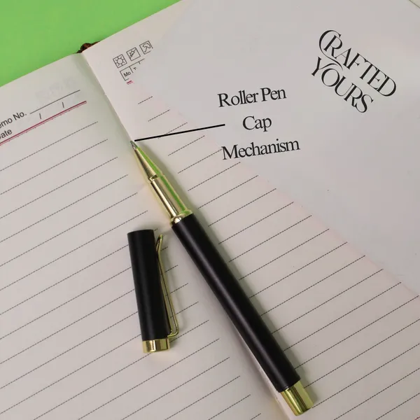 Black_&_Gold_Personalised_Gold_Clip_Matt_Black_Pen_With_Gold_Belt_Keychain_Combo