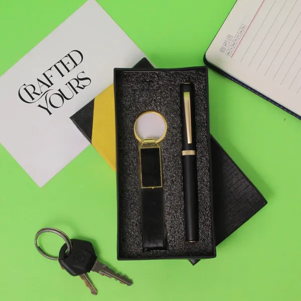 Black_&_Gold_Personalised_Premium_Gold_Magnetic_Pen_&_Gold_Belt_Keychain_Combo