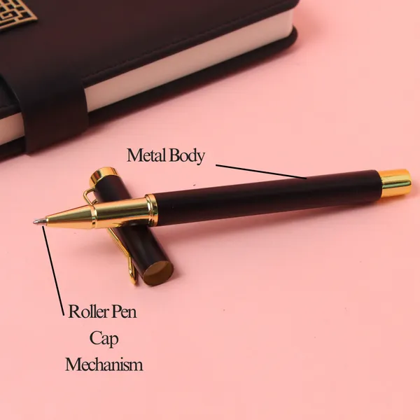 Black_&_Gold_Personalised_Gold_Clip_Matt_Black_Pen_With_Black_Cardholder_Combo