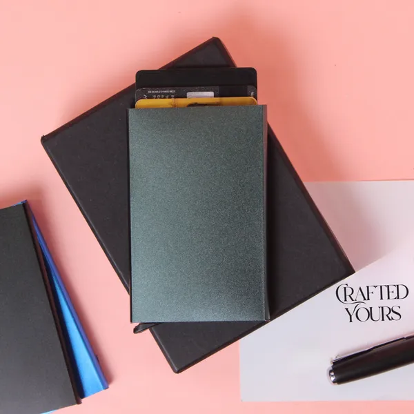 Grey_Personalised_Metal_Rfid_-_Protected_Cardholder