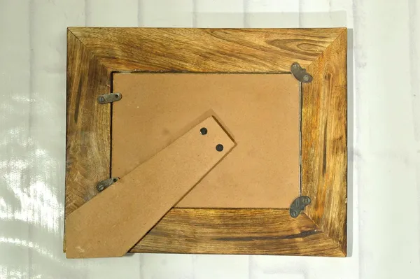 CRAFT_N_CREATIONS_Antique_Streak_Design_Handcrafted_Photo_Frame_of_Photo_Size_7_x_5