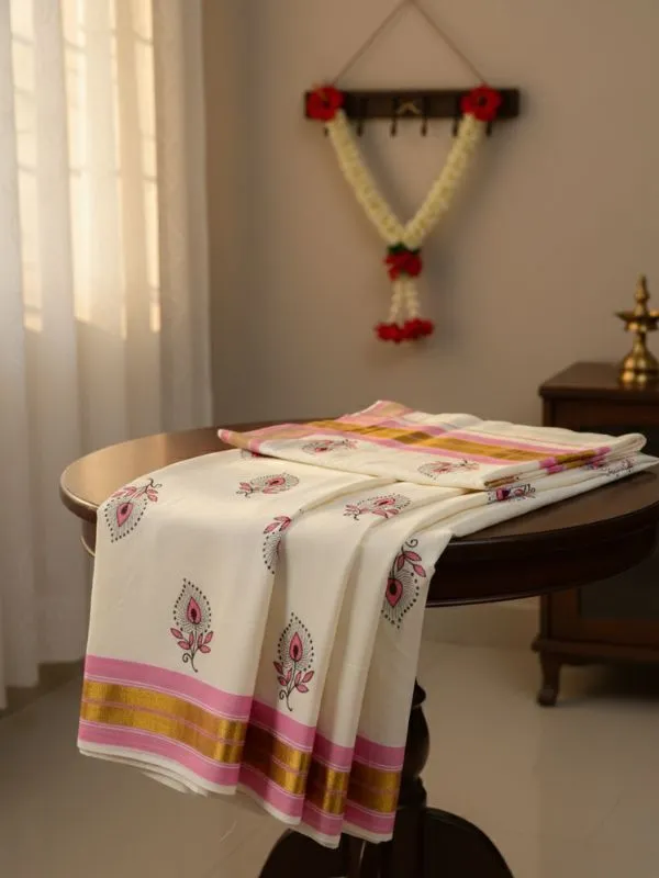 Ivory_Pink_And_Gold_Bloom_Buta_Kasavu_Saree_Ivory_With_Floral_Motifs