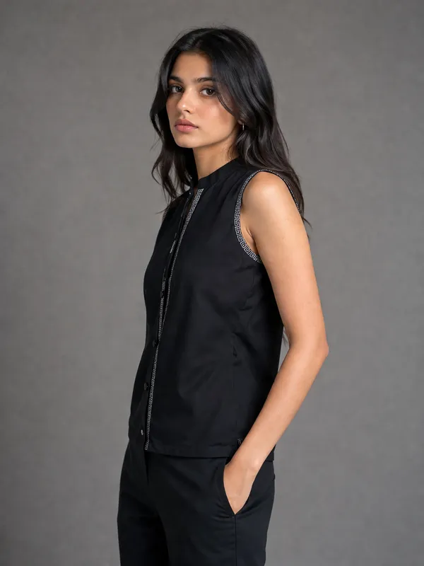 Contour_Detail_Top