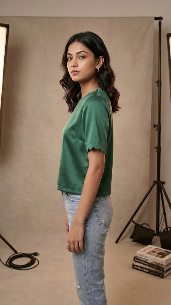 Emerald_Scallop_Satin_Top