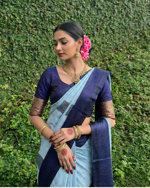 Sky_Blue_And_Navy_Blue_Neelam_Aura_Semi_Silk_Woven_Saree