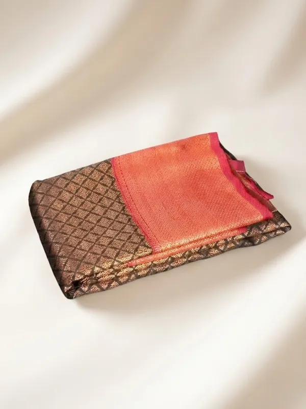 Copper_Brown_And_Coral_Pink_Tamra_&_Coral_Silk_Weave_Saree