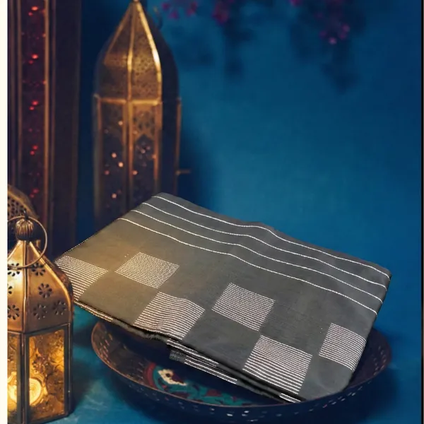 Charcoal_Grey_Urban_Checks_Cotton_Saree_With_Contemporary_Block_Pattern