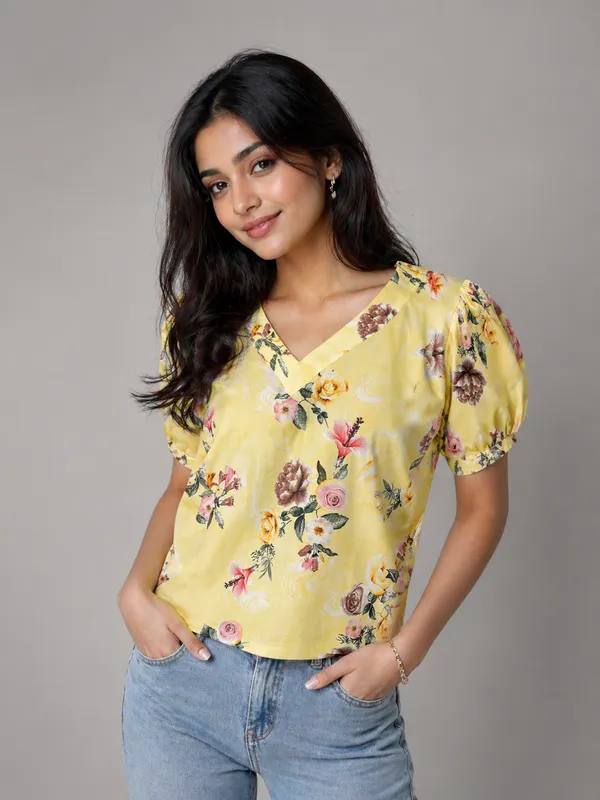 Yellow_Floral_V-Neck_Top