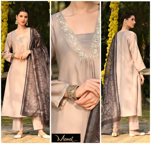 Beige_Elegant_Handcrafted_Suit_Set_For_Women