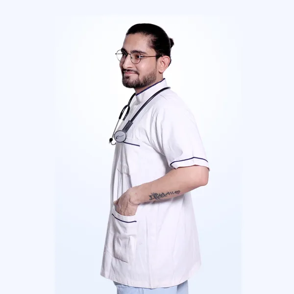 Unisex_Dentist_Apron_|_3_Pockets_Apron_|_Style_with_Snap_Closure_Button_|_Uniforms_for_medical_Professionals