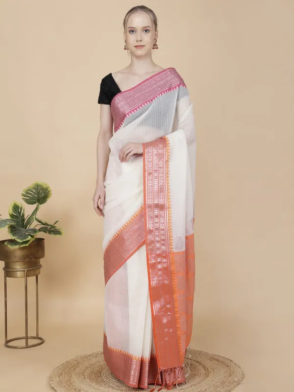 Cream_Organza_Supernet_Checkered_Pure_Handloom_Saree_With_Unstitched_Blouse_Piece_For_Women