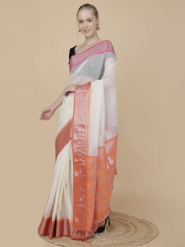Cream_Organza_Supernet_Checkered_Pure_Handloom_Saree_With_Unstitched_Blouse_Piece_For_Women