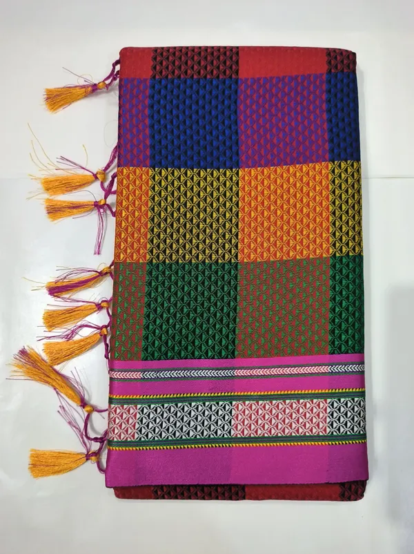 Multicolor_Cotton_Blend_Checkered_Blend_Ilkal_Saree_With_Unstitched_Blouse_Piece_For_Women