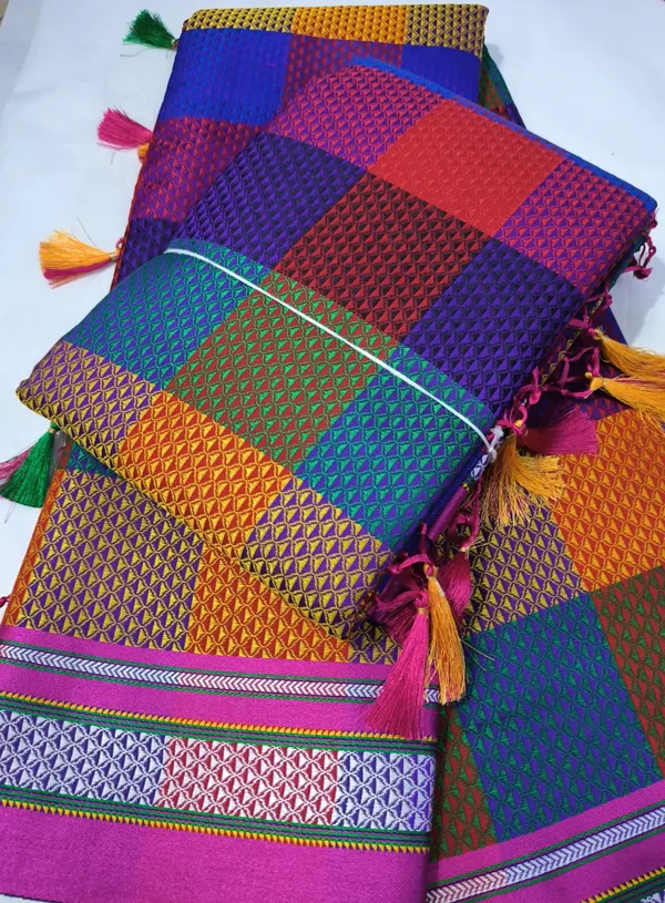 Multicolor_Cotton_Blend_Checkered_Blend_Ilkal_Saree_With_Unstitched_Blouse_Piece_For_Women