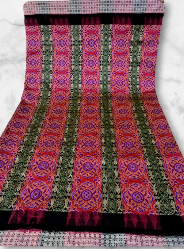 Gold_Jacquard_Woven_Pure_Sambalpuri_Saree_With_Unstitched_Blouse_Piece_For_Women