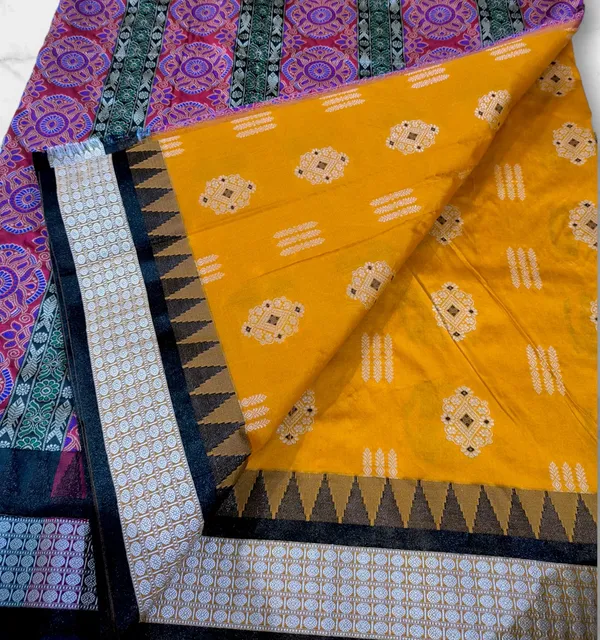 Gold_Jacquard_Woven_Pure_Sambalpuri_Saree_With_Unstitched_Blouse_Piece_For_Women