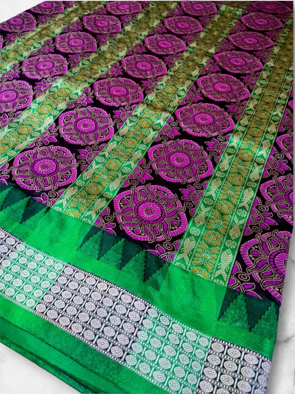 Green_Jacquard_Woven_Pure_Sambalpuri_Saree_With_Unstitched_Blouse_Piece_For_Women