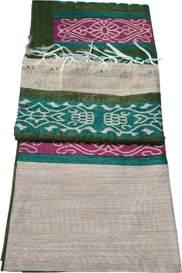 Beige_Cotton_Silk_Floral_Print_Pure_Bollywood_Saree_With_Unstitched_Blouse_Piece_For_Women