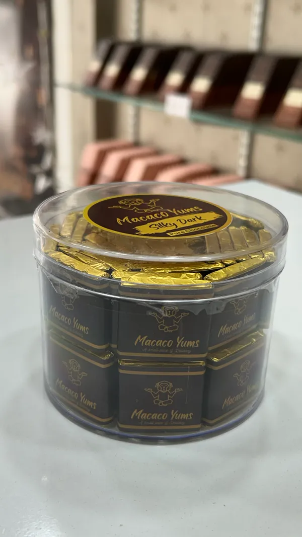 Macaco_Yums_Dark_Mini_Square_Chocolates_(65_Pc)