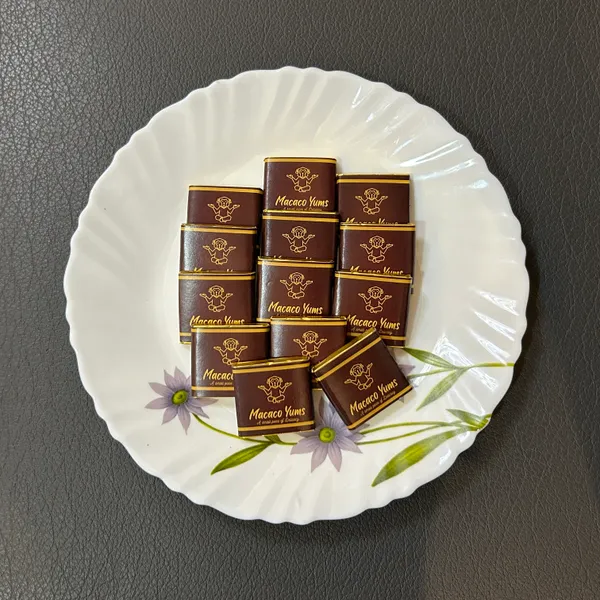 Macaco_Yums_Dark_Mini_Square_Chocolates_(65_Pc)