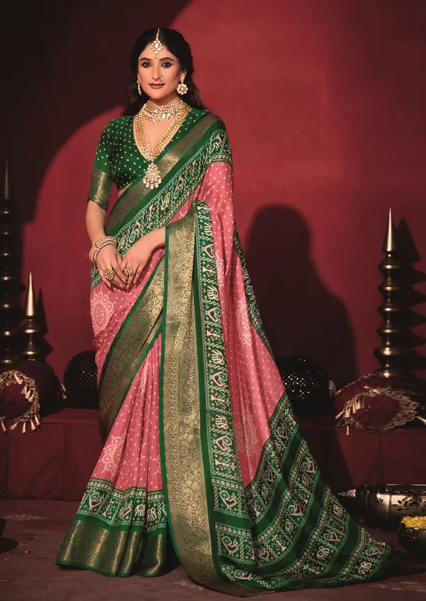 Light_Magenta_&_Dark_Green_Pure_Silk_Fabric_With_Exclusive_Dual_Color_Combination_Of_Exclusive_Bandhej_Print_With_Rich_Look_Jacquard_Border_Exclusive_Look_Saree