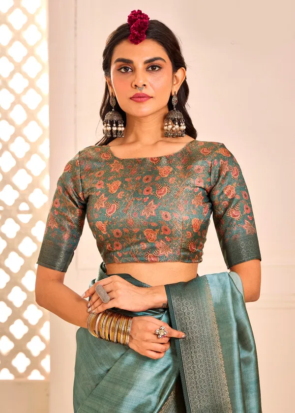 Metallic_Gray_Pure_Tusser_Silk_Shaded_Combination_With_Weaving_Zari_Border_Designer_Look_Saree