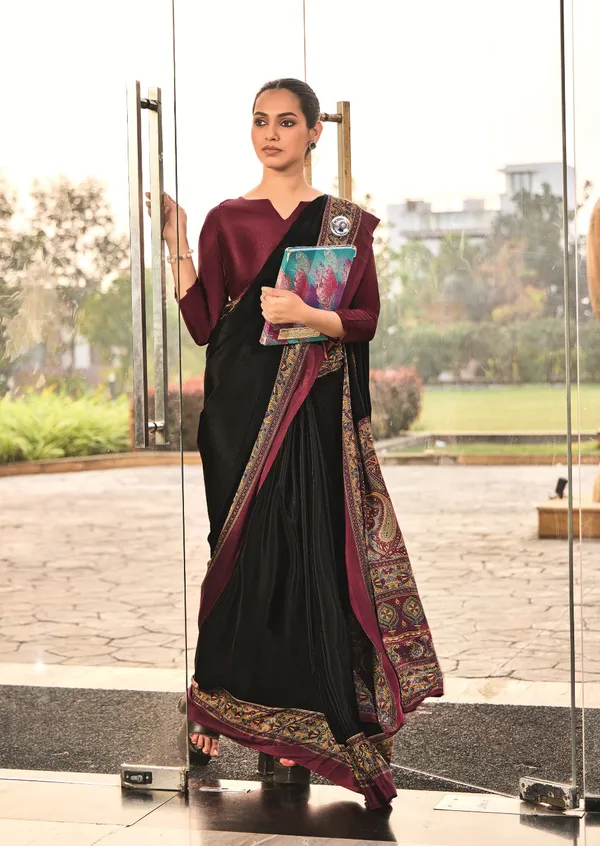 Jet_Black_With_Garnet_Red_Border_Design_Women'S_Premium_Italian_Silk_Small_Butty