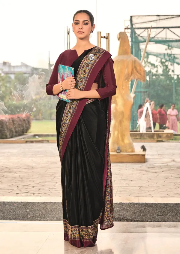 Jet_Black_With_Garnet_Red_Border_Design_Women'S_Premium_Italian_Silk_Small_Butty