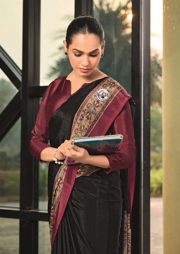 Jet_Black_With_Garnet_Red_Border_Design_Women'S_Premium_Italian_Silk_Small_Butty
