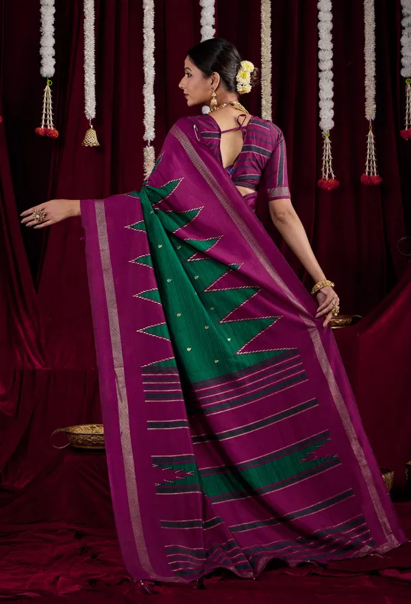 Striking_Purple_&_Green_Pure_Silk_Saree_With_Zigzag_&_Striped_Patterns,_Elegant_Border_&_Rich_Festive_Look