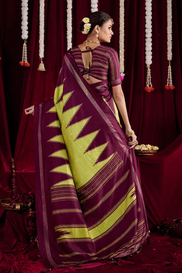 Pista_Green_&_Light_Purple_Pure_Silk_Saree_With_Zigzag_&_Striped_Patterns,_Elegant_Border_&_Rich_Festive_Look