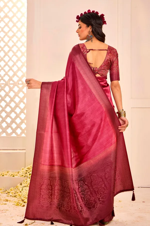 Red_Pure_Tusser_Silk_Fire_Brick_Shaded_Combination_With_Weaving_Zari_Border_Designer_Look_Saree