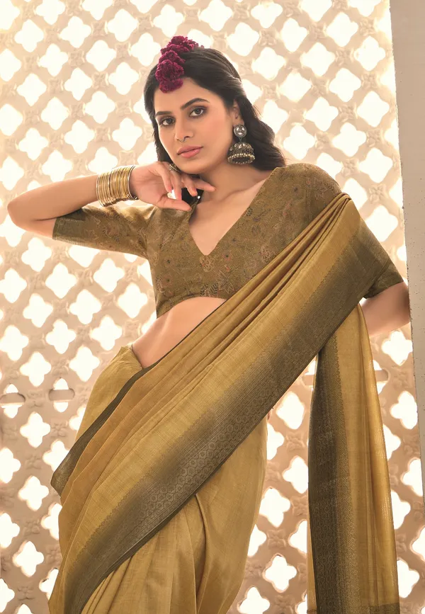 Sandstone_Yellow_Pure_Tusser_Silk_Shaded_Combination_With_Weaving_Zari_Border_Designer_Look_Saree