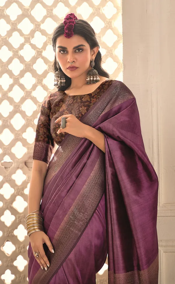 Purple_and_gold-toned__Tusser_Silk_Shaded_Combination_With_Weaving_Zari_Border_Designer_Look_Saree