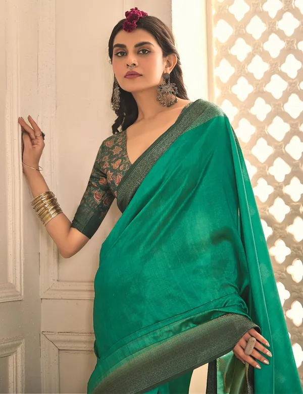 Pure_Tusser_Silk_Shaded_Combination_With_Weaving_Zari_Border_Designer_Look_Saree