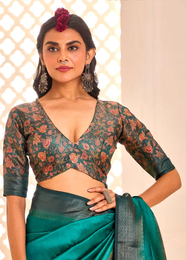 Pure_Tusser_Silk_Shaded_Combination_With_Weaving_Zari_Border_Designer_Look_Saree