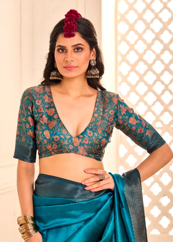 Dark_Sky_Pure_Tusser_Silk_Shaded_Combination_With_Weaving_Zari_Border_Designer_Look_Saree