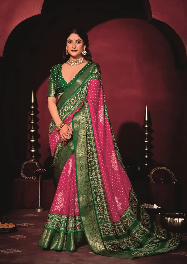 Magenta_Pink_&_Dark_Green_Pure_Silk_Fabric_With_Dual_Color_Combination_Of_Exclusive_Bandhej_Print_With_Rich_Look_Jacquard_Border_Exclusive_Look_Saree