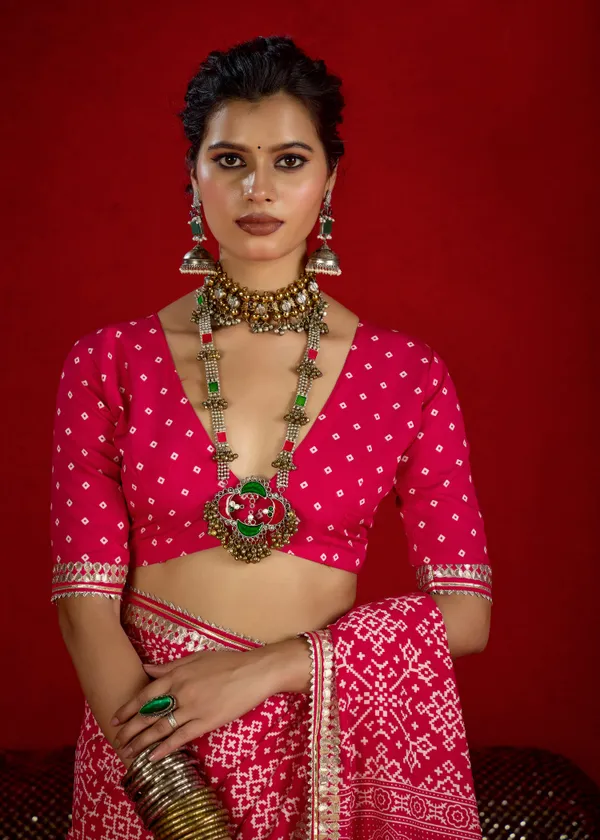 Raspberry_Pink_Pure_Ajrakh_Silk_Designer_Look_Saree_With_Jaipuri_Silver_Gotta_Work_Border