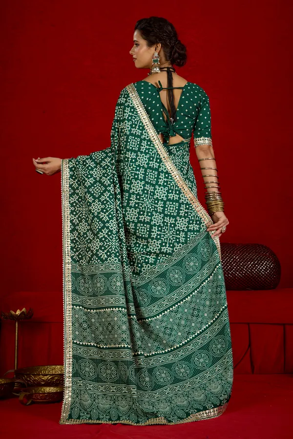 Emerald_Green_Pure_Ajrakh_Silk_Designer_Look_Saree_With_Jaipuri_Silver_Gotta_Work_Border